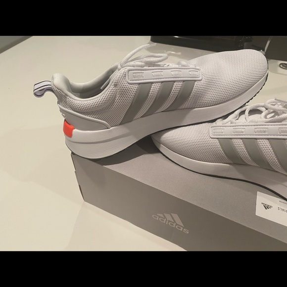 New Adidas men shoes - Picture 7 of 12